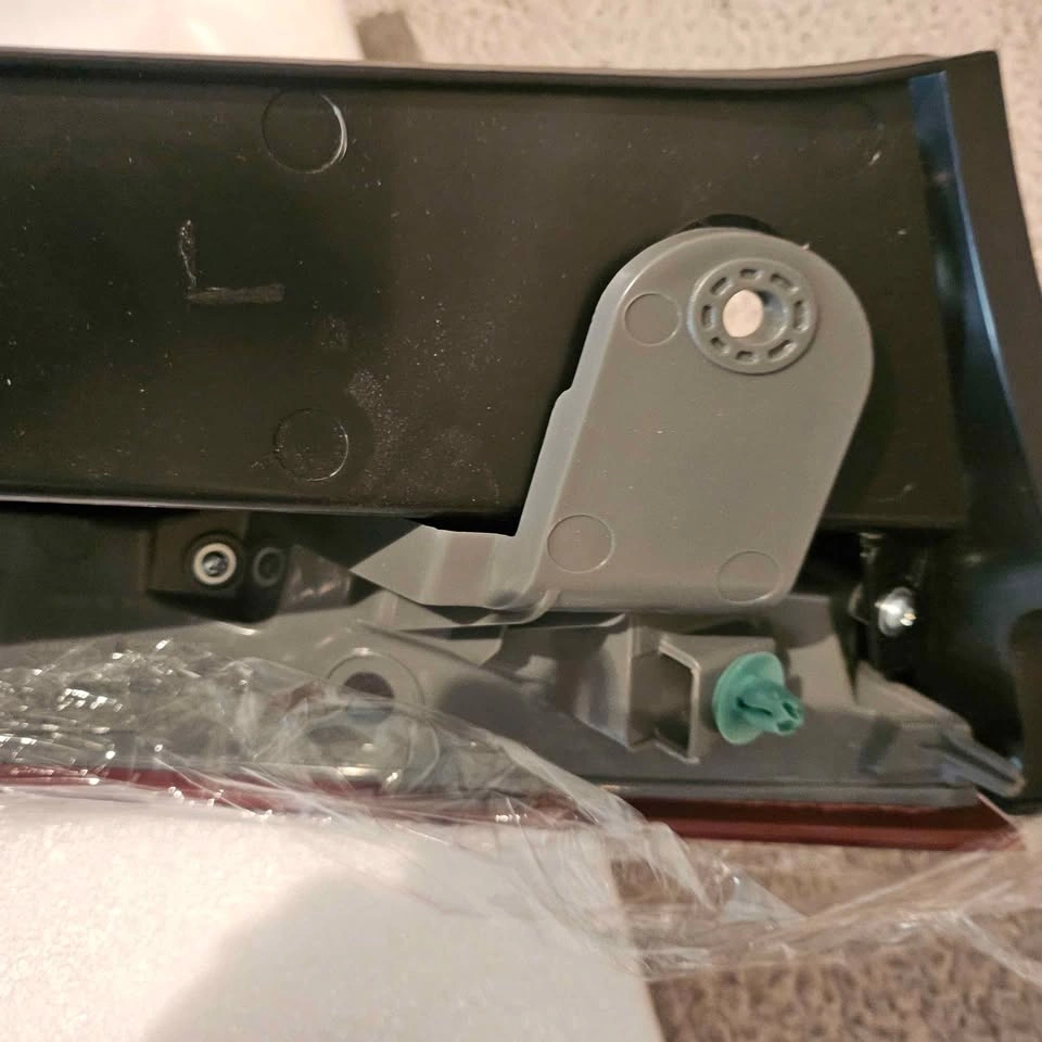 Honda CRV LH LED Taillight - photo 4