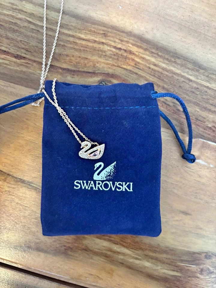 Swarovski Swan