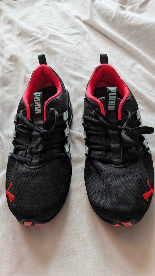 Black Puma Women's Shoe Size 7 - photo 4