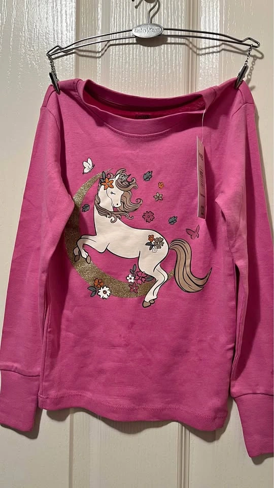 Brand new Tshirt for girl (4-5 years old)