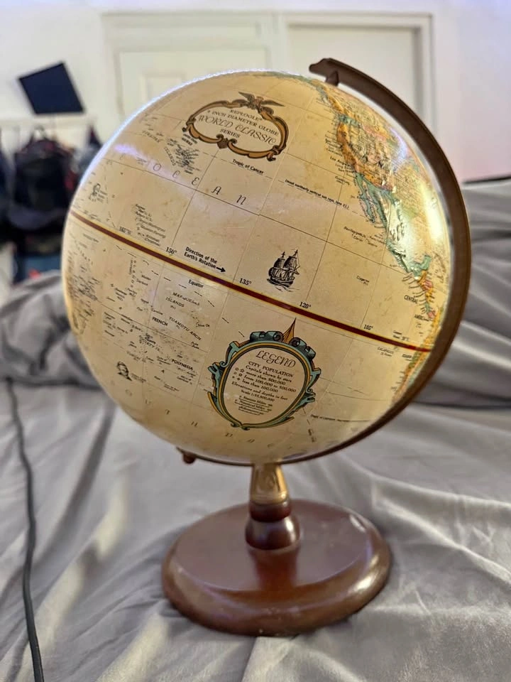 Replogle 9” World Classic Globe – No Box