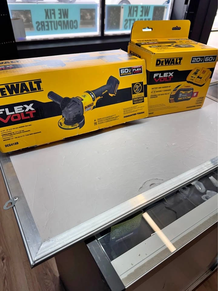 DEWALT FLEXVOLT 60V MAX Cordless Angle Grinder w/ 9Ah Battery