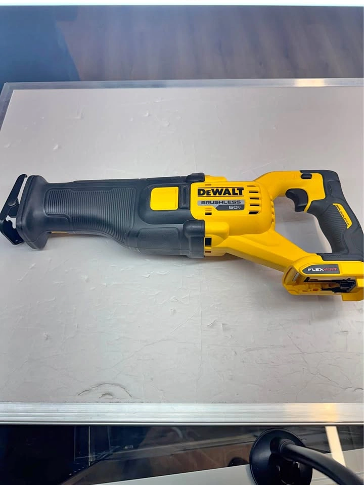 DEWALT FLEXVOLT 60V MAX Brushless Cordless Reciprocating Saw (Ba