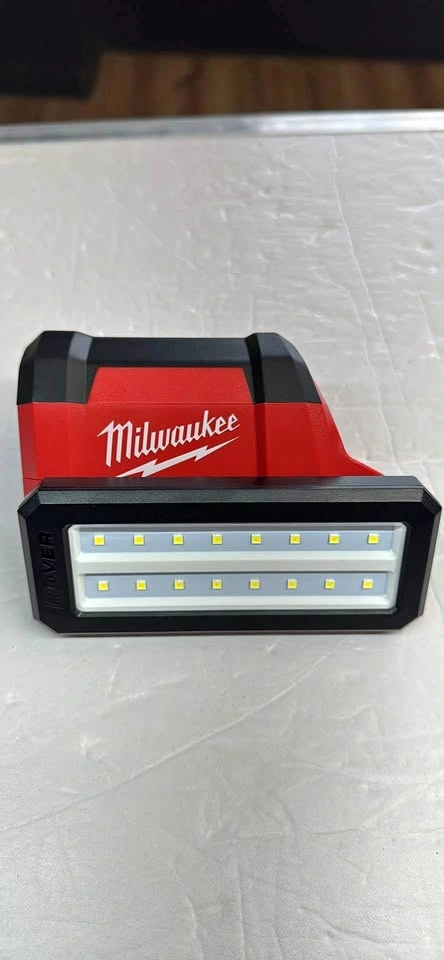 Milwaukee M12 ROVER Service and Repair Flood Light