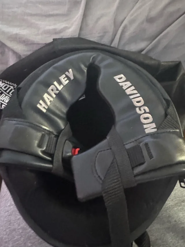 Ricochet Half Helmet – DOT – Size S – Very Good Condition - photo 3