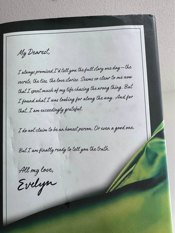 Seven Husbands of Evelyn Hugo - Sprayed Edges Hardcover - photo 4