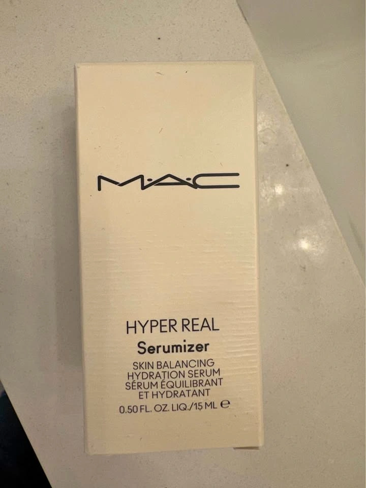 Mac Hyper Real Serumizer