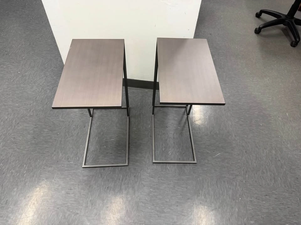 Side metal table - photo 3