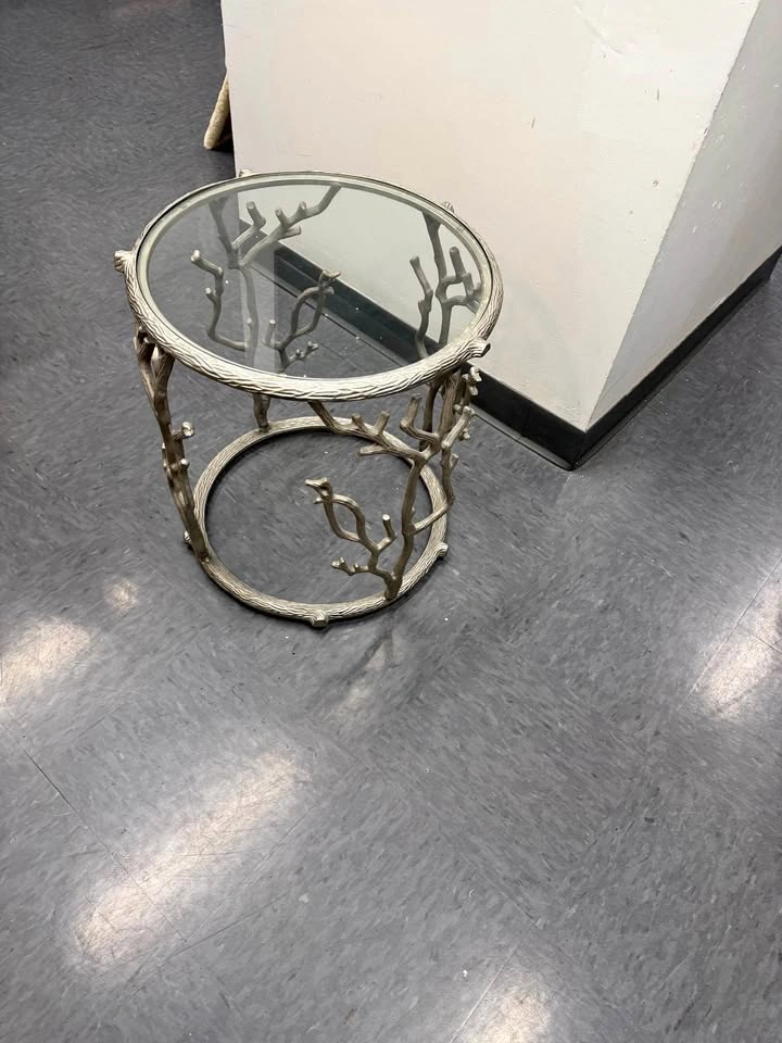 Round branch decor coffee table