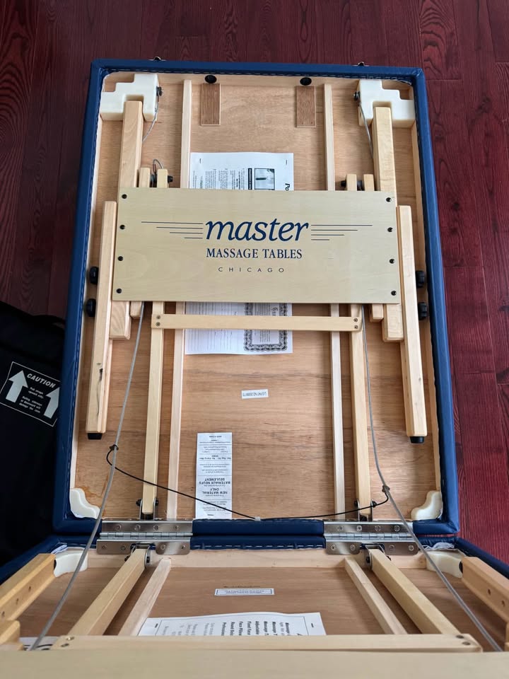 Massage Table - photo 5