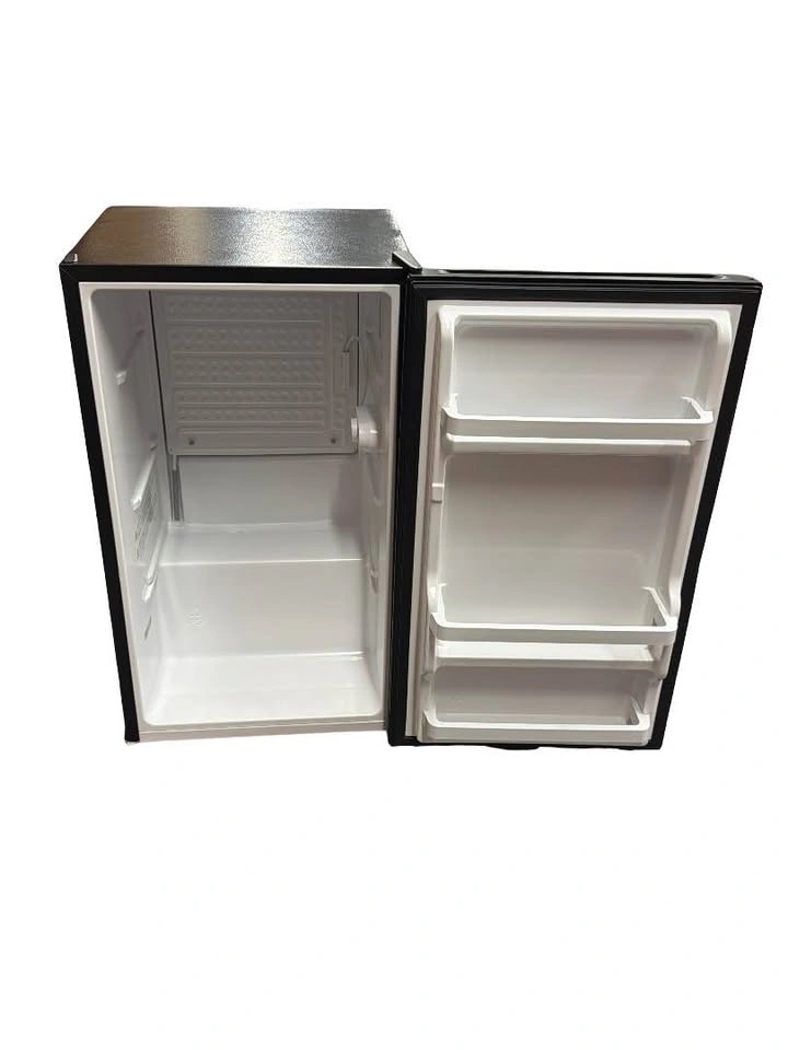 Hisense 33 in. 3.3 cu ft. Black Compact Fridge - photo 2