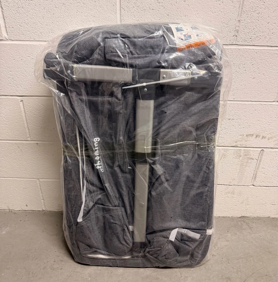 Ihoming Baby Bassinet $150 - photo 2