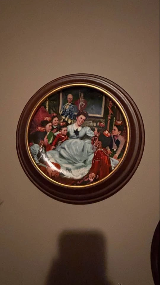 Plates with Artwork and Frame - Set of 4 - photo 3