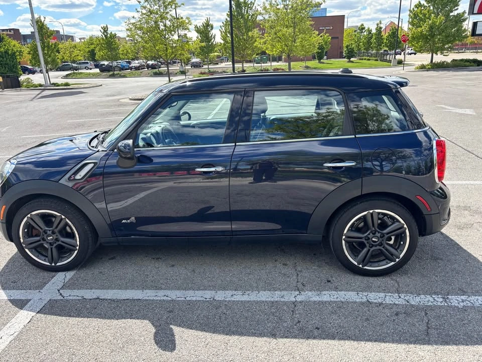 2012 MINI Countryman Cooper S ALL4 Hatchback - photo 2