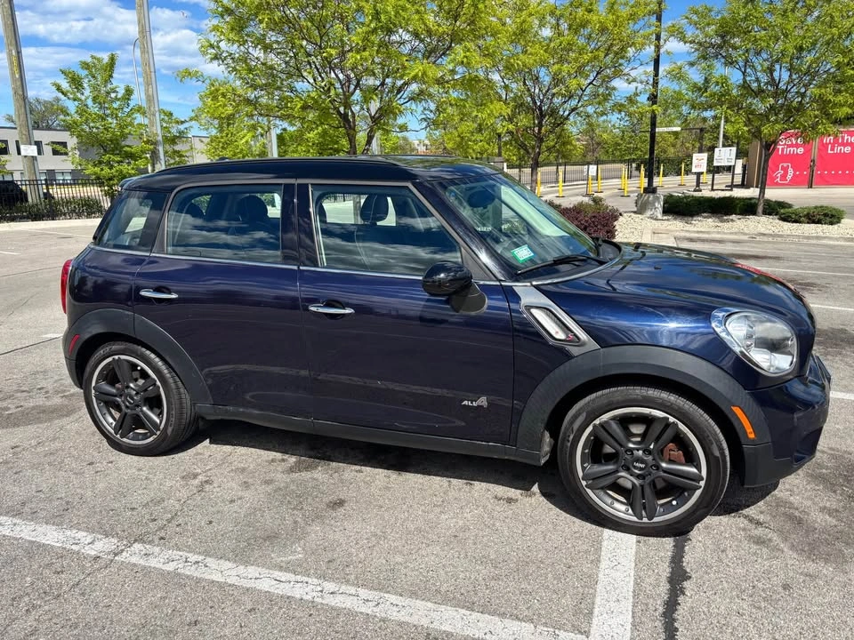 2012 MINI Countryman Cooper S ALL4 Hatchback - photo 4