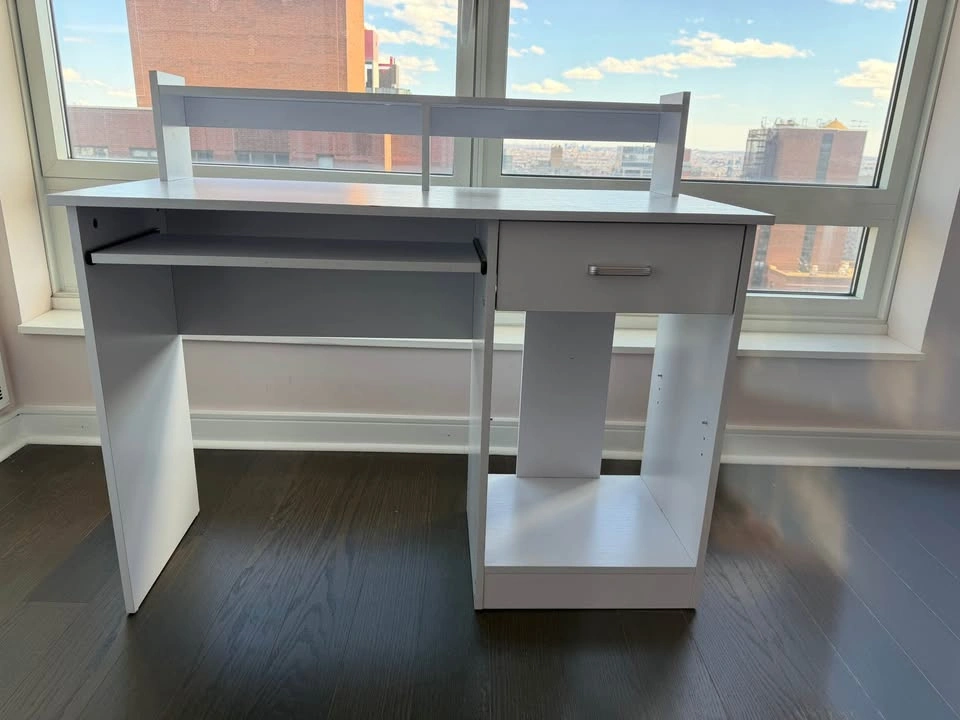 Wood computer table - photo 5