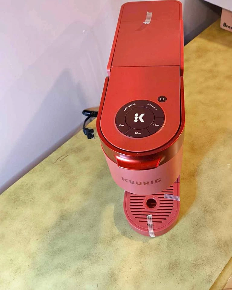 Keurig K-Slim Coffee Maker - Scarlet Red