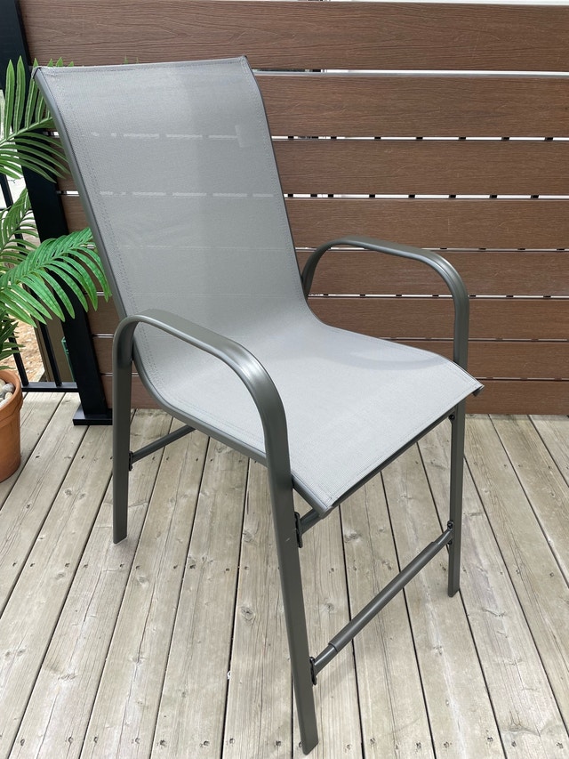 NEW IN BOX 2 pk Patio Counter Height Bar Stools - photo 2