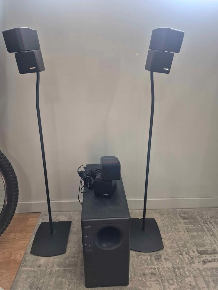 Bose speaker with wirings - photo 2