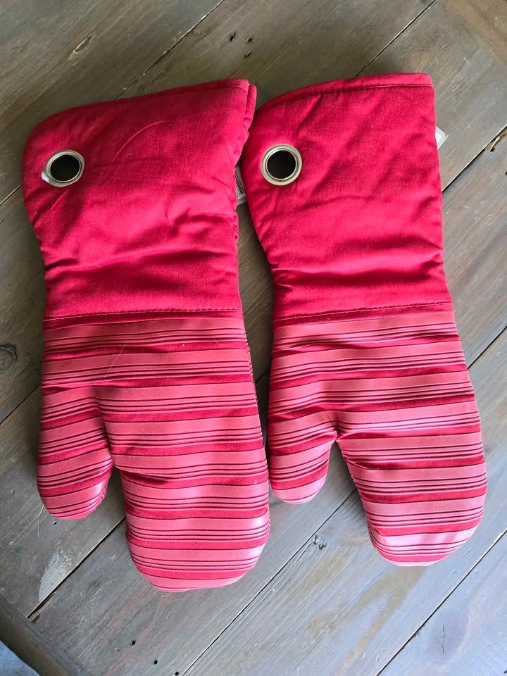 Jamie Oliver Oven Mitts New with Tags - photo 2