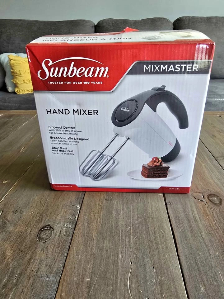 Sunbeam Mixmaster 6 Speed Hand Mixer