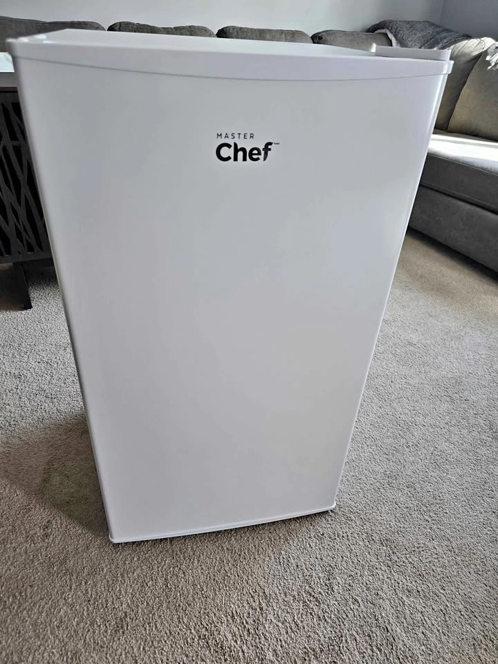 Master Chef Mini Fridge