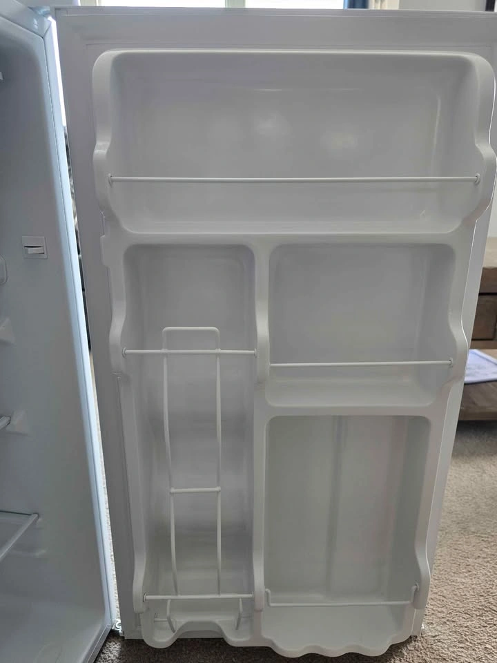 Master Chef Mini Fridge - photo 3