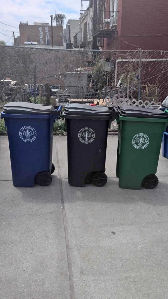 Set of city 45gallon trash cans