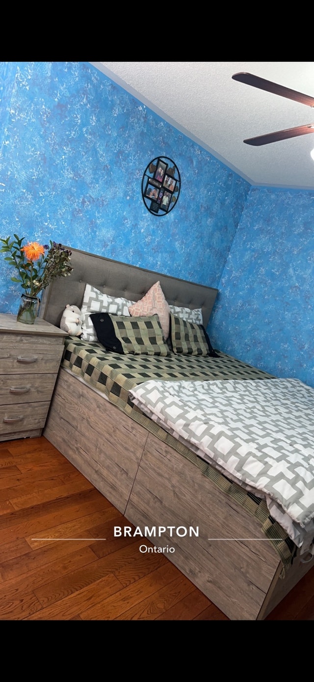 King Size Storage Bed with Drawers and Boxes