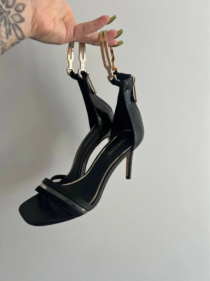 River Island Gold Black Strappy Square Toe Heels - Size 8 - photo 2