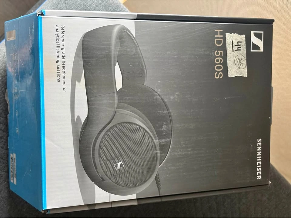 Sennheiser HD 560S Headphones
