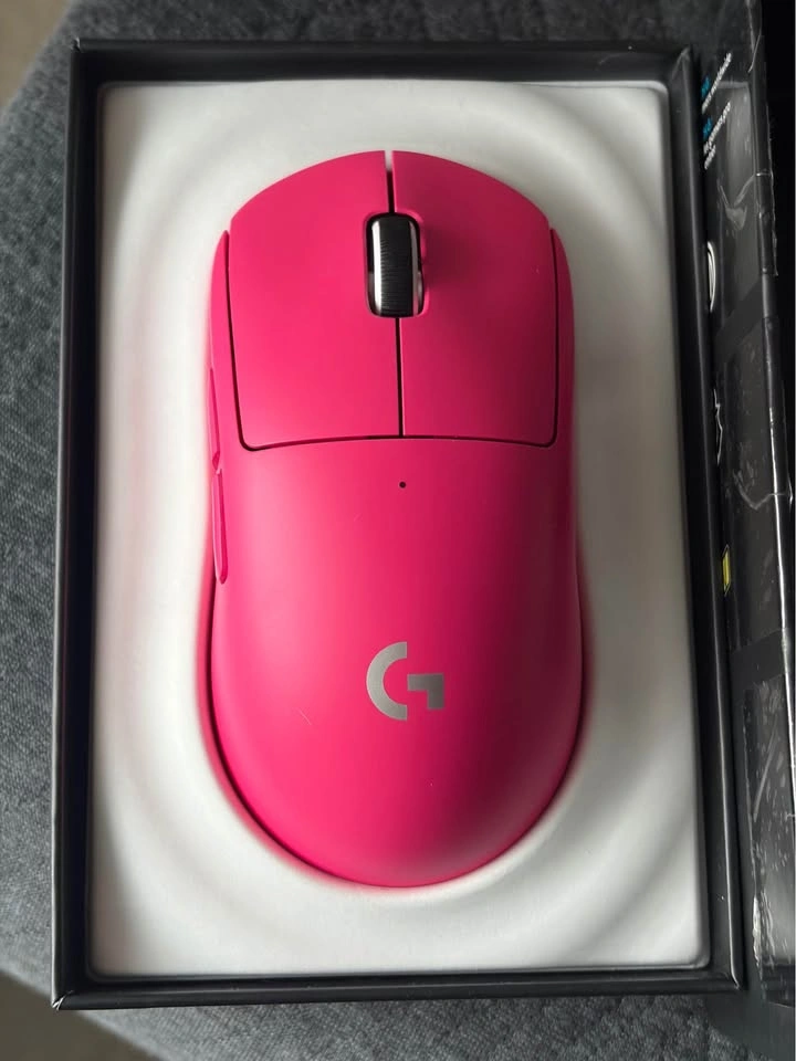 Logitech PRO X SUPERLIGHT 2 Pink Gaming Mouse - photo 2