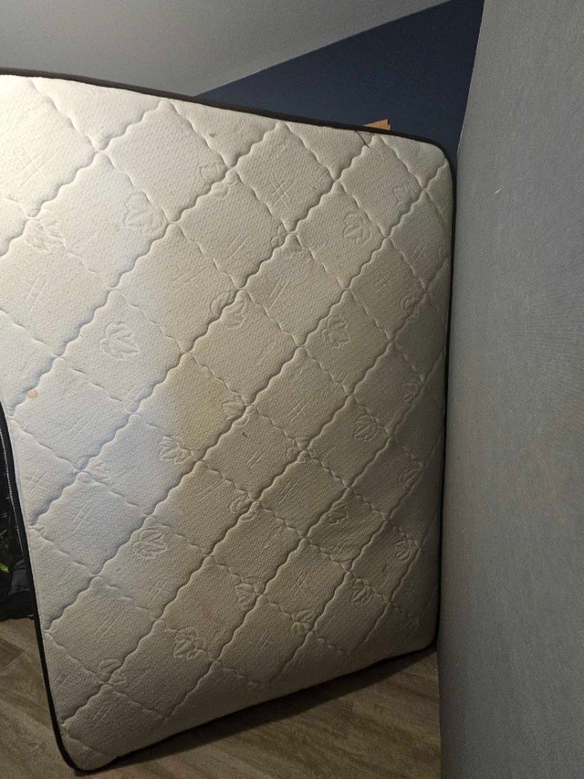 Double Mattress with Box Spring
