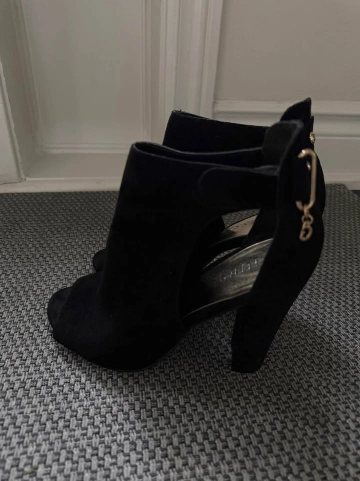 Guess Peep Toe Heel Bootie - photo 2