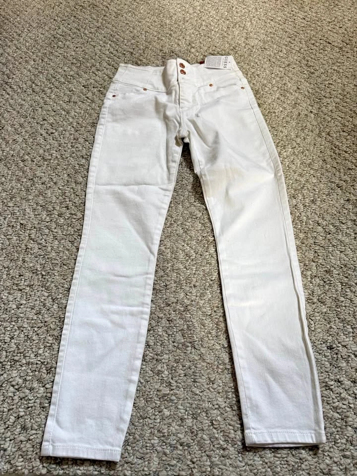Guess High Waisted White Jean