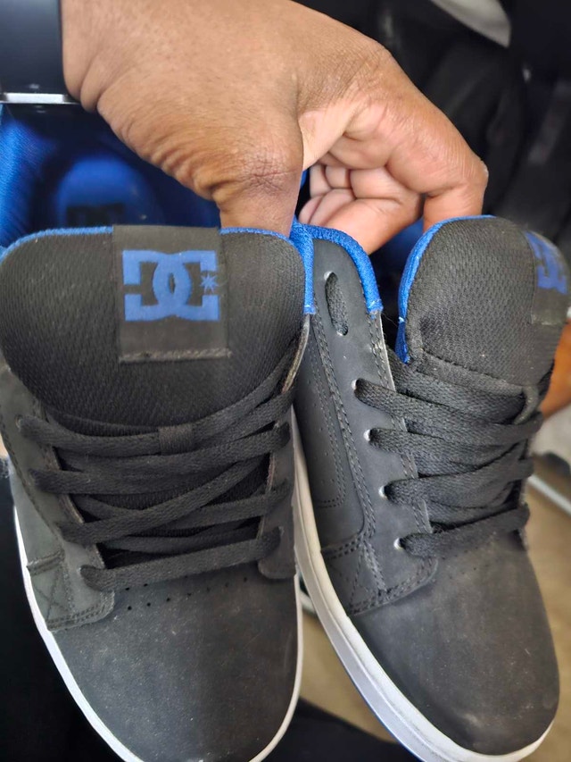 DC Shoes Size 10 - photo 2