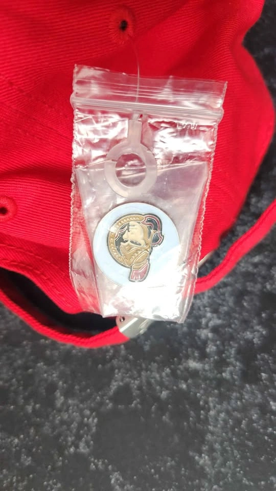 Red Titleist Golf Cap - photo 4