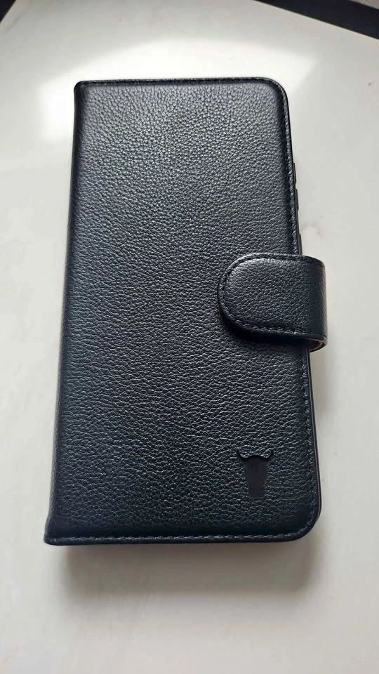TORRO Detachable Phone Leather Wallet Case Black