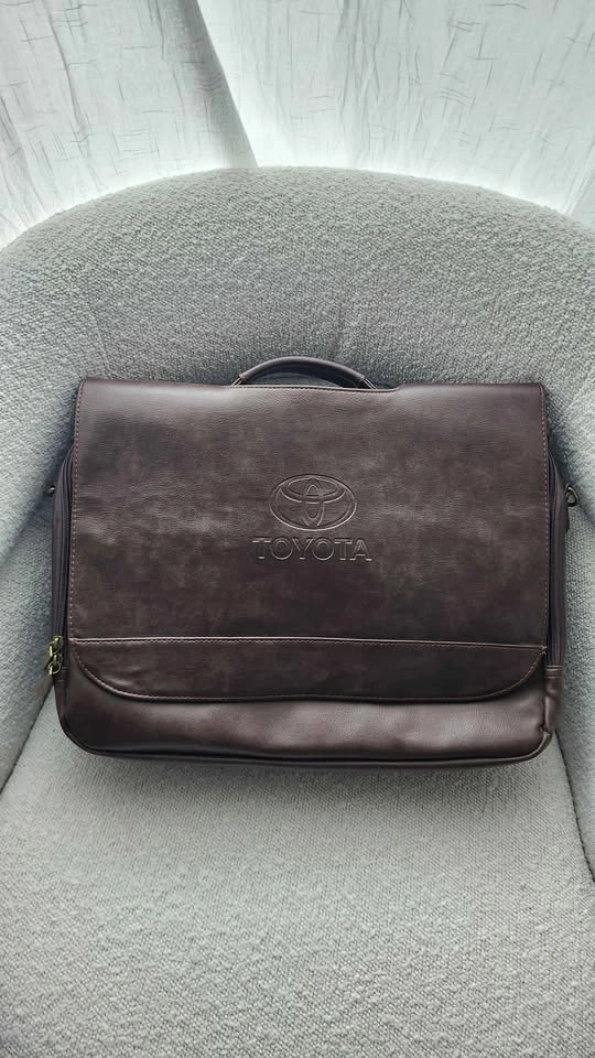 Toyota Messenger Bag - photo 2