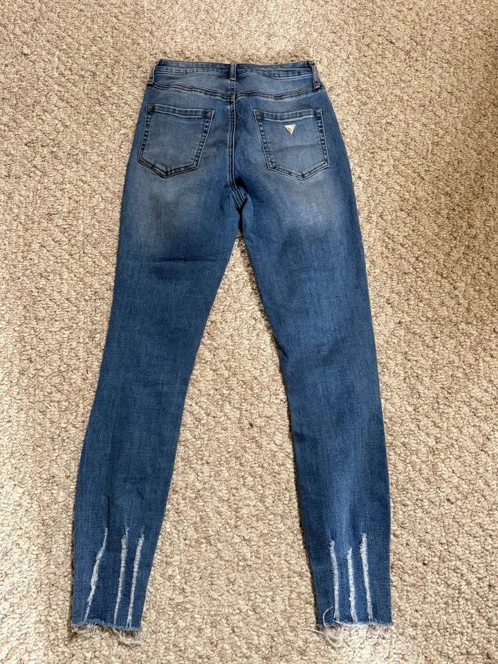Guess Ripped Skinny Jeans - photo 2