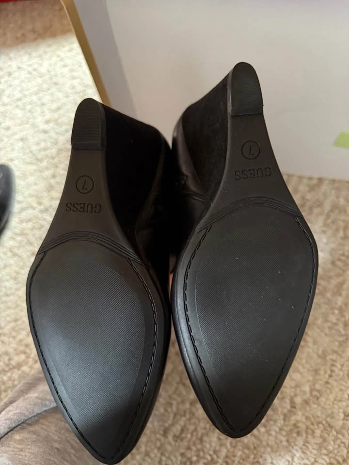 Guess Leather and Suede Heel Booties - photo 3