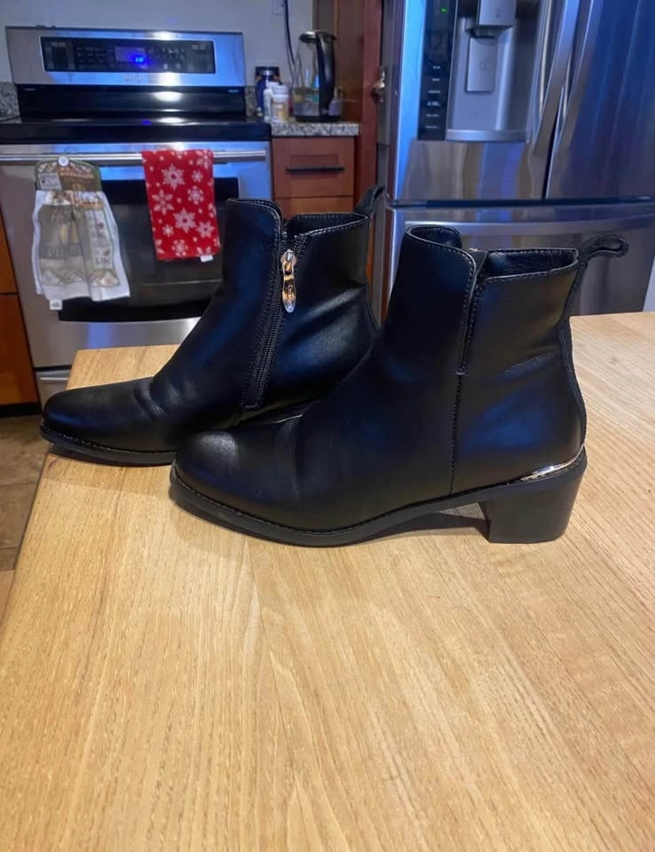 Aqua Diva Black Leather Water Resistant Ankle Boots - Size 8 - photo 2