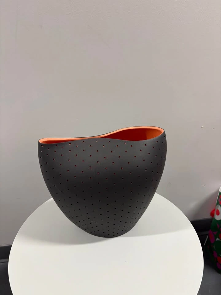 Modern Ceramic Vase - photo 3