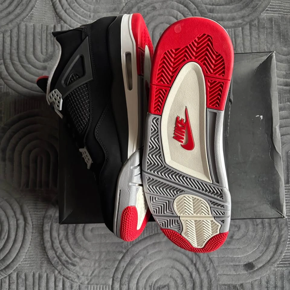 Jordan 4 Bred - photo 3