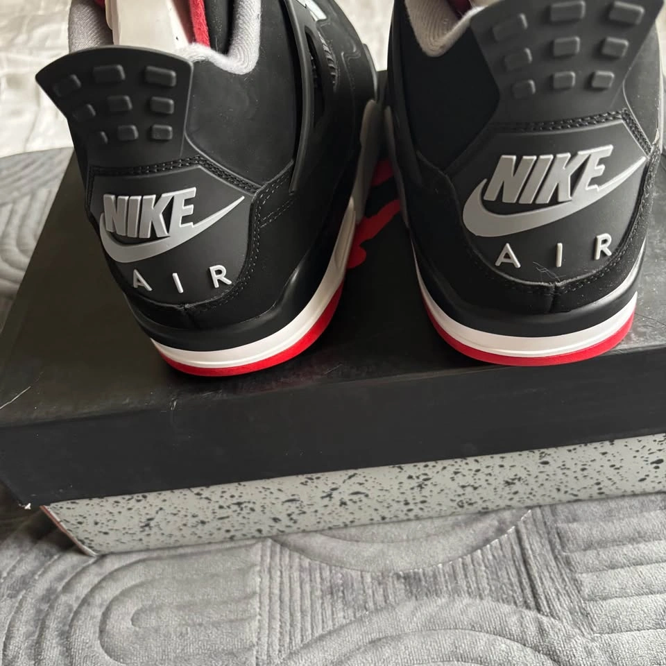 Jordan 4 Bred - photo 4