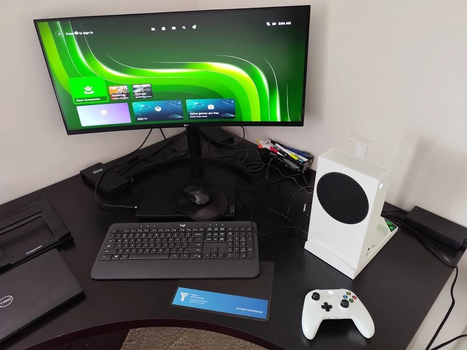Xbox Series S w/games - photo 3
