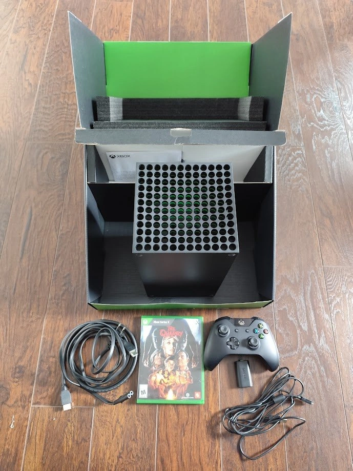 Xbox Series X 1TB w/ games - photo 2