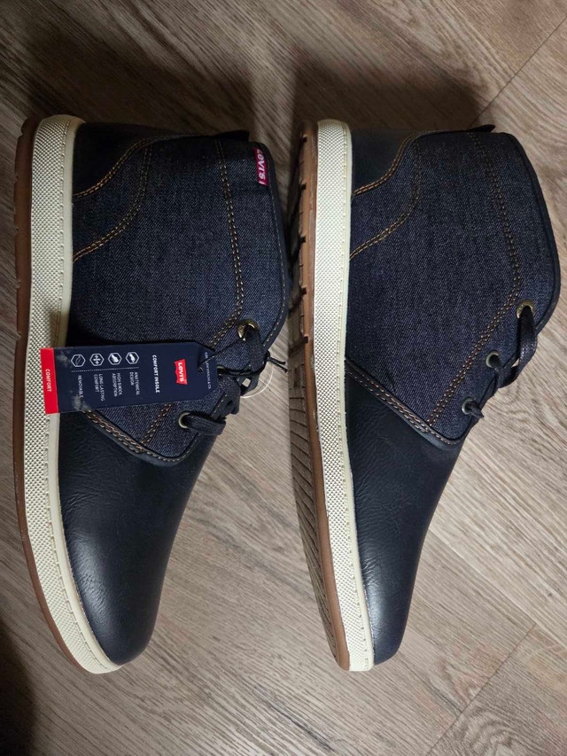 Men's Levi's Shoes (Brand New, Size 10.5) - photo 2