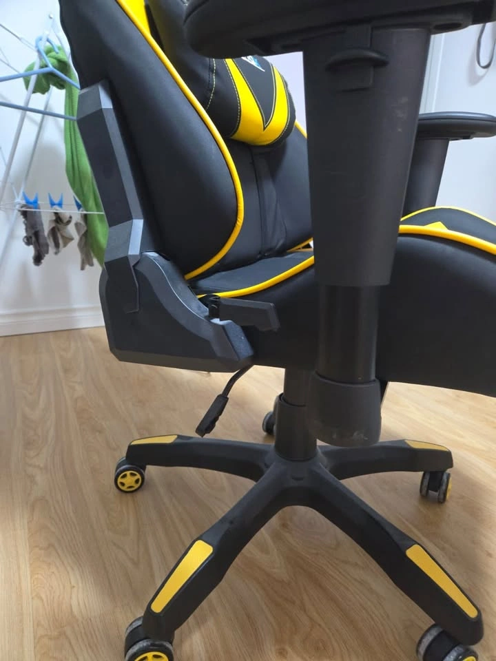 Zenox Gaming Chair Bumblebee Yellow - photo 3