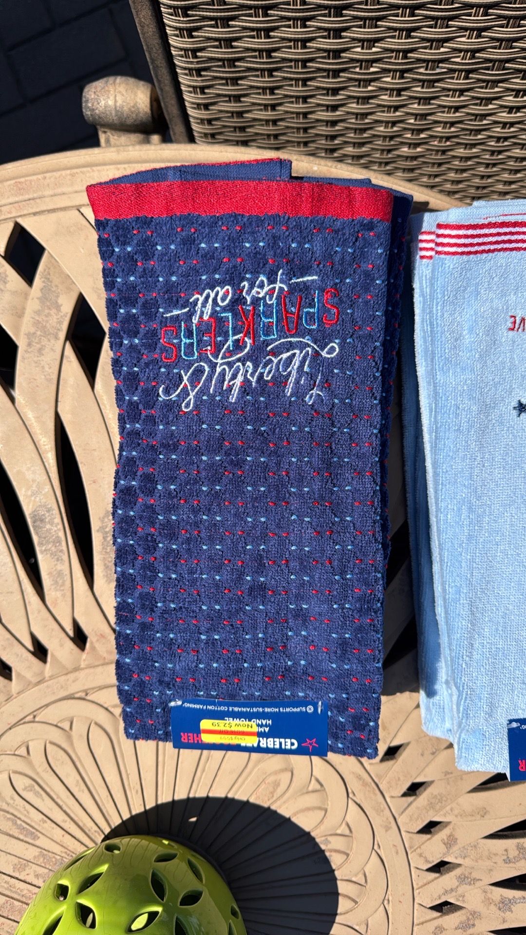 9 Dishtowels Red White & Blue NEW All for $15 - photo 3